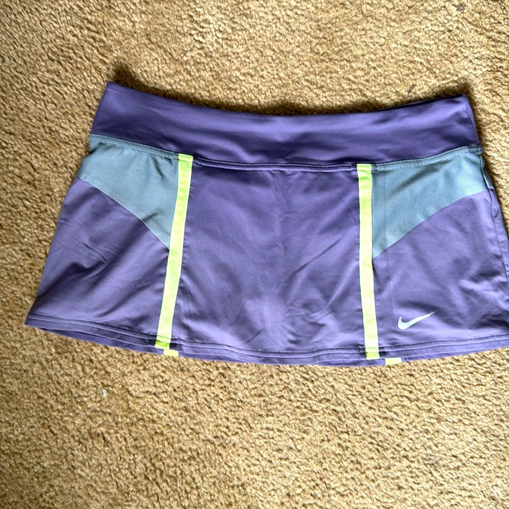 NIKE DRYFIT SKORT